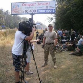 Соцмережі про ОУНівську акцію проти "мирної хресної ходи"