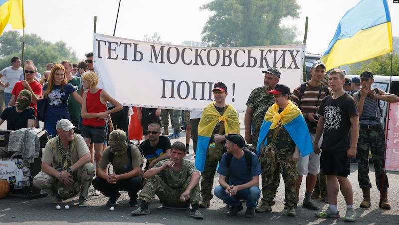 Добровольчий рух ОУН завадив московській ході тріумфально зайти до Києва