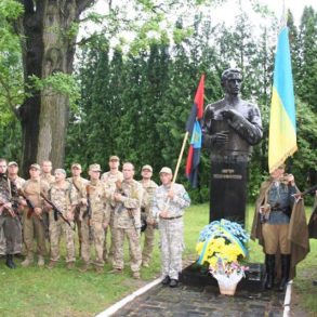 Четвертий Великий збір Добровольчого Руху ОУН