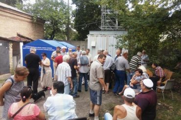 Збори громади і переобрання голови селища Водогін
