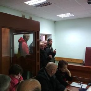 ОУНівці захищають ветерана війни від прокурорського свавілля