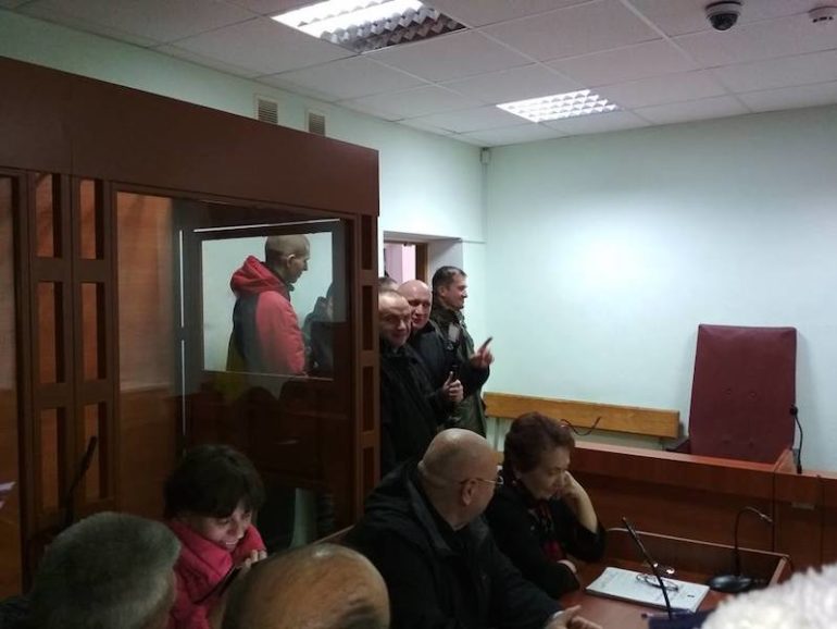 ОУНівці захищають ветерана війни від прокурорського свавілля