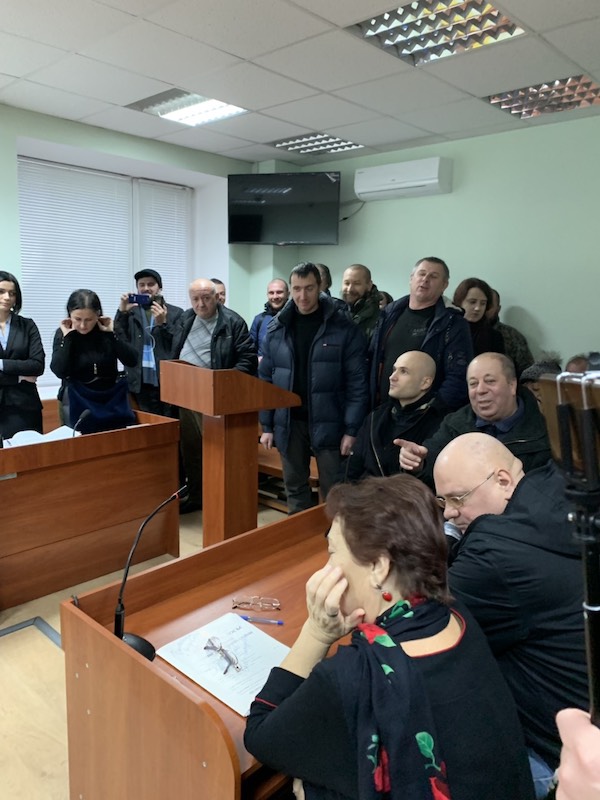 ОУНівці захищають ветерана війни від прокурорського свавілля