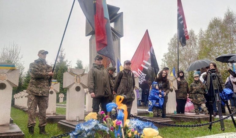 А ми тую стрілецькую славу збережемо...