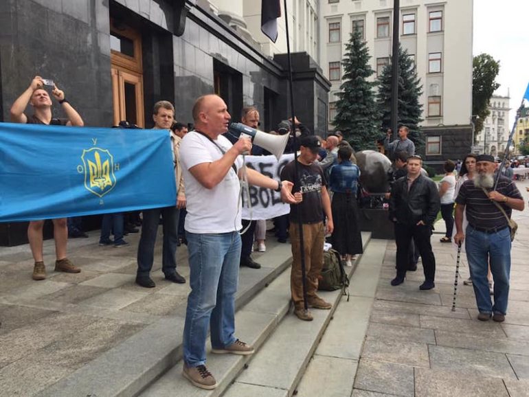 Акція "Час звільнити політв'язнів!"
