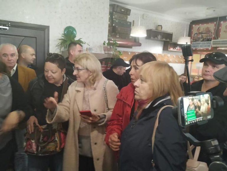Суди по справах ОУНівців та акція проти ресторану "Катюша" у Києві