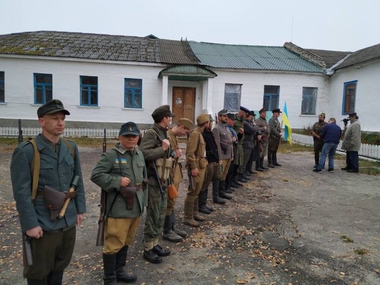 На зйомках фільму про Бульбу-Боровця