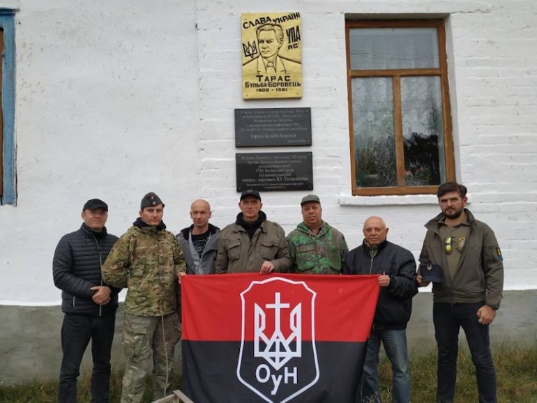 На зйомках фільму про Бульбу-Боровця