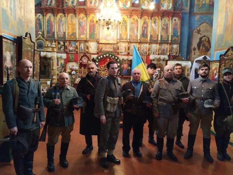 На зйомках фільму про Бульбу-Боровця