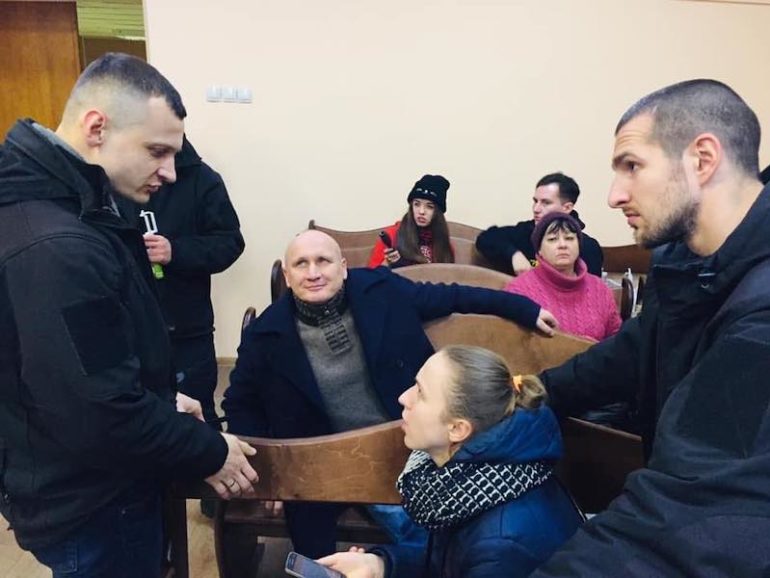 Суд у справі "Сухого"