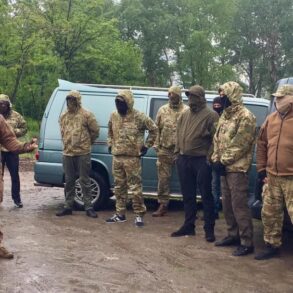 ОУНівці вийшли на захист рекреаційної зони біля Йорданського озера у Києві.